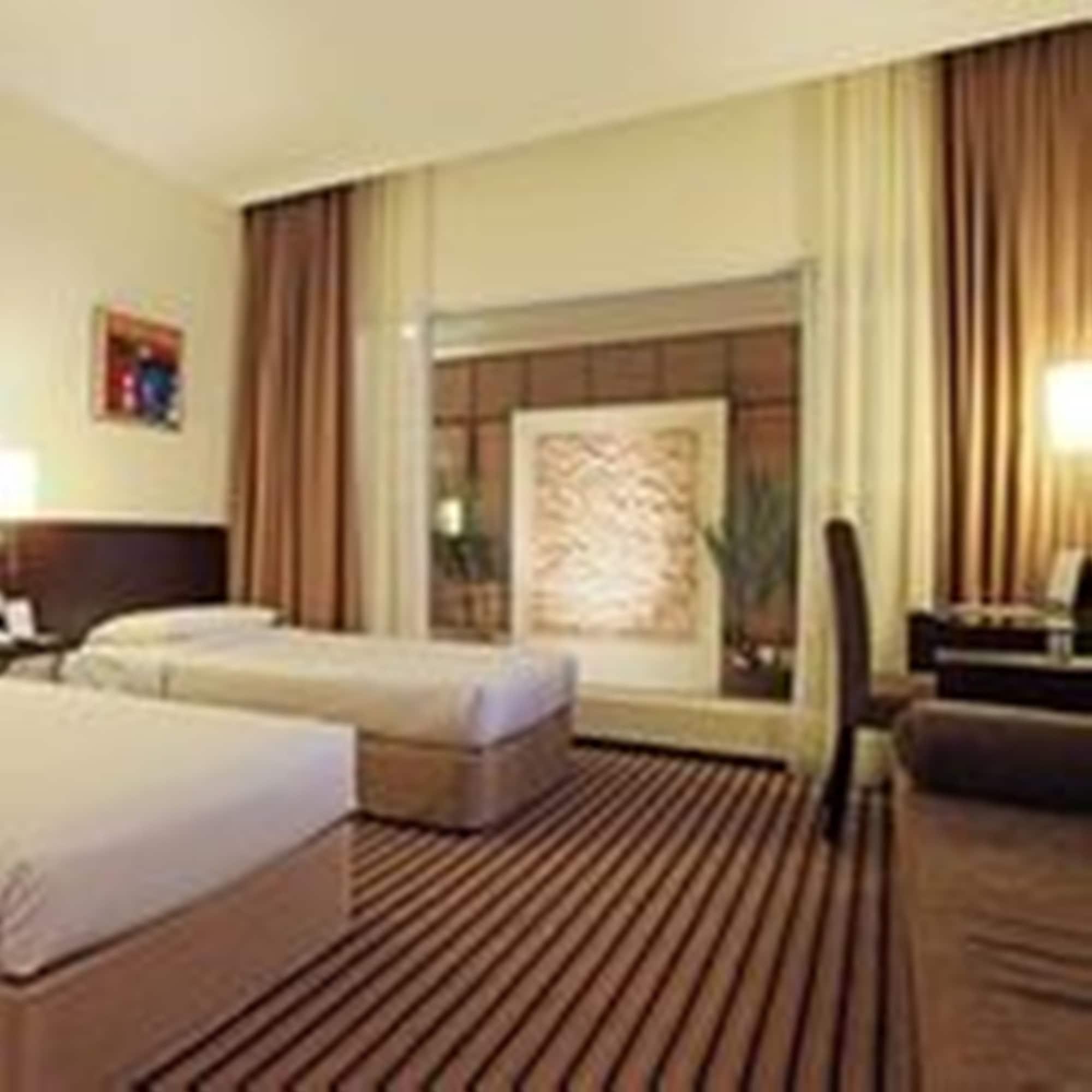 Harmoni One Convention Hotel And Service Apartments Batam Eksteriør bilde