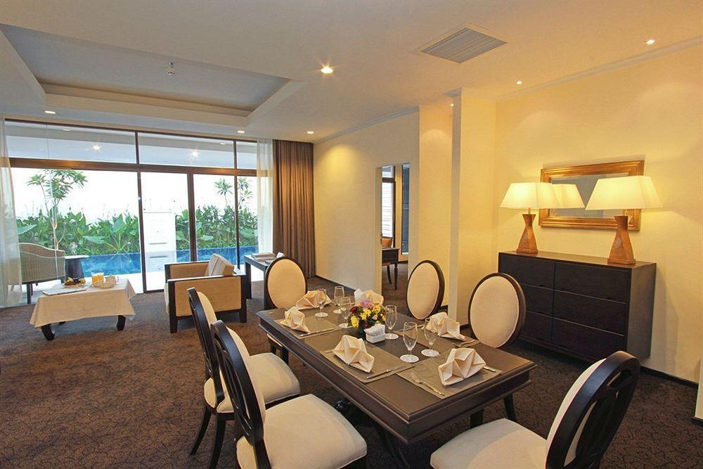 Harmoni One Convention Hotel And Service Apartments Batam Eksteriør bilde