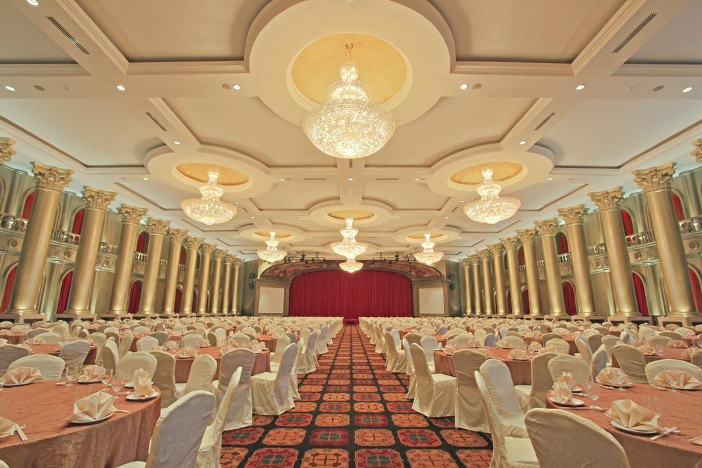 Harmoni One Convention Hotel And Service Apartments Batam Eksteriør bilde