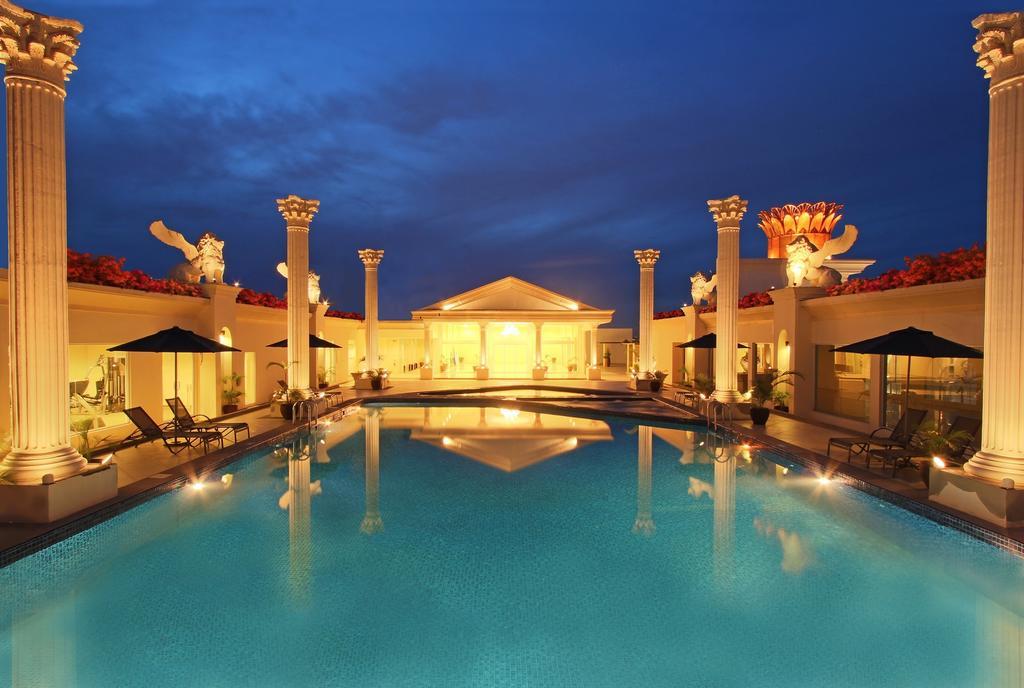 Harmoni One Convention Hotel And Service Apartments Batam Eksteriør bilde
