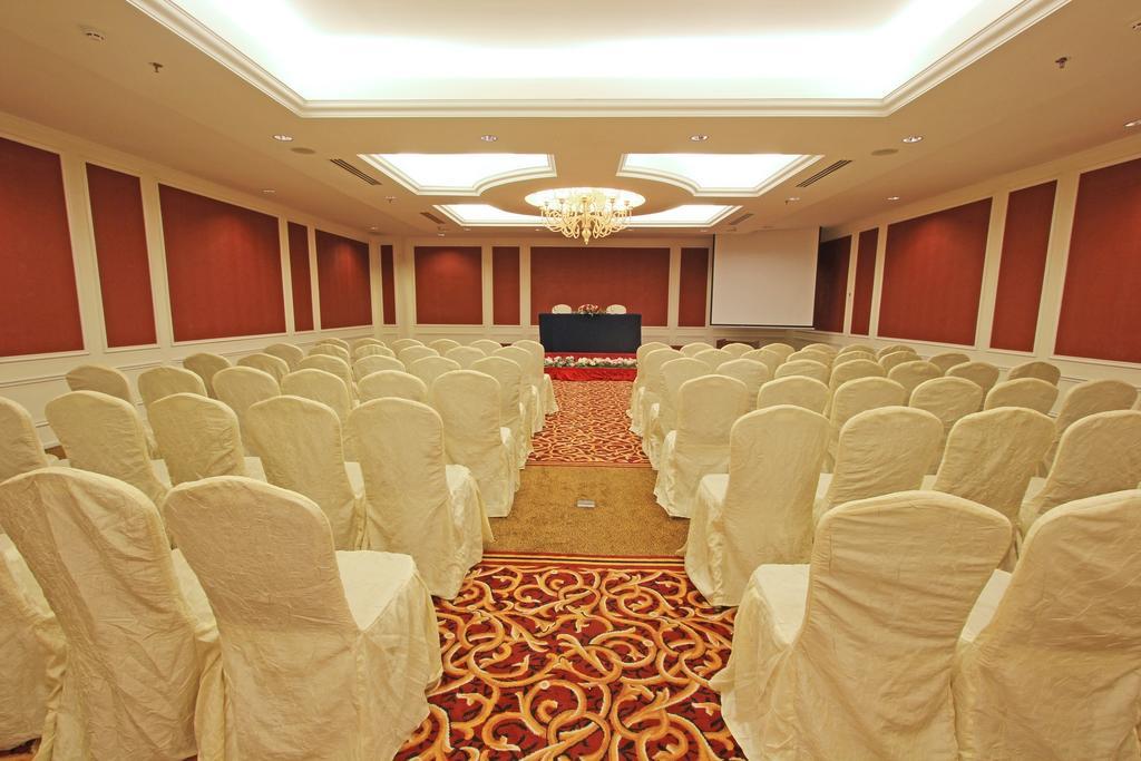 Harmoni One Convention Hotel And Service Apartments Batam Eksteriør bilde
