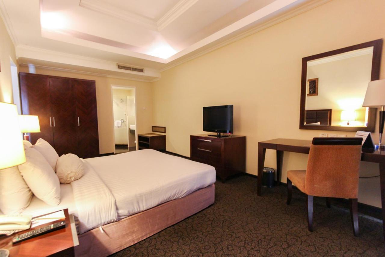 Harmoni One Convention Hotel And Service Apartments Batam Eksteriør bilde