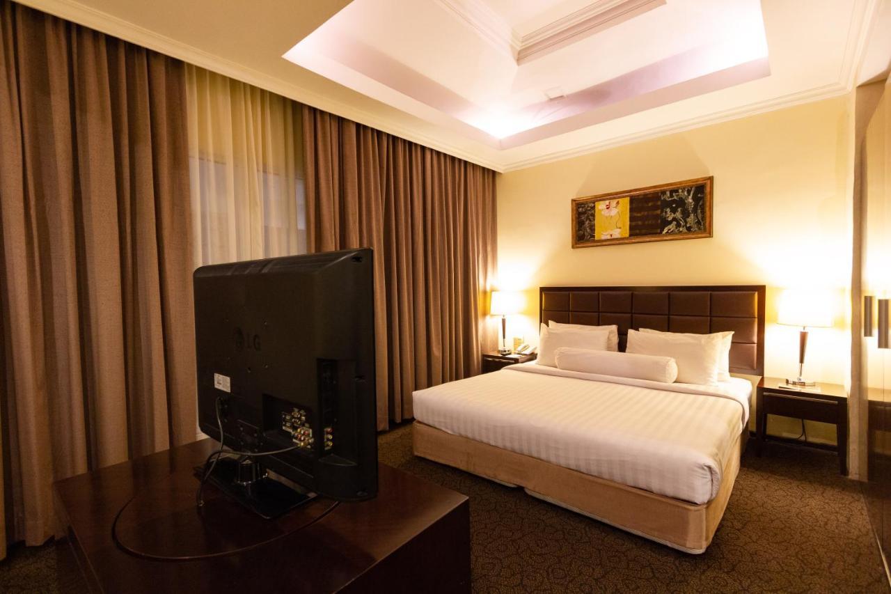 Harmoni One Convention Hotel And Service Apartments Batam Eksteriør bilde